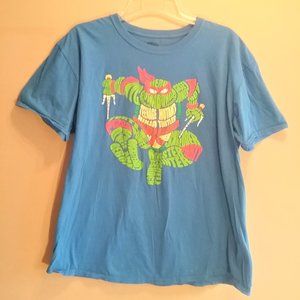 Turtle's tee shirt
